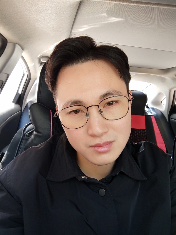 沉默先绅的第一张照片--蓝颜知己交友网