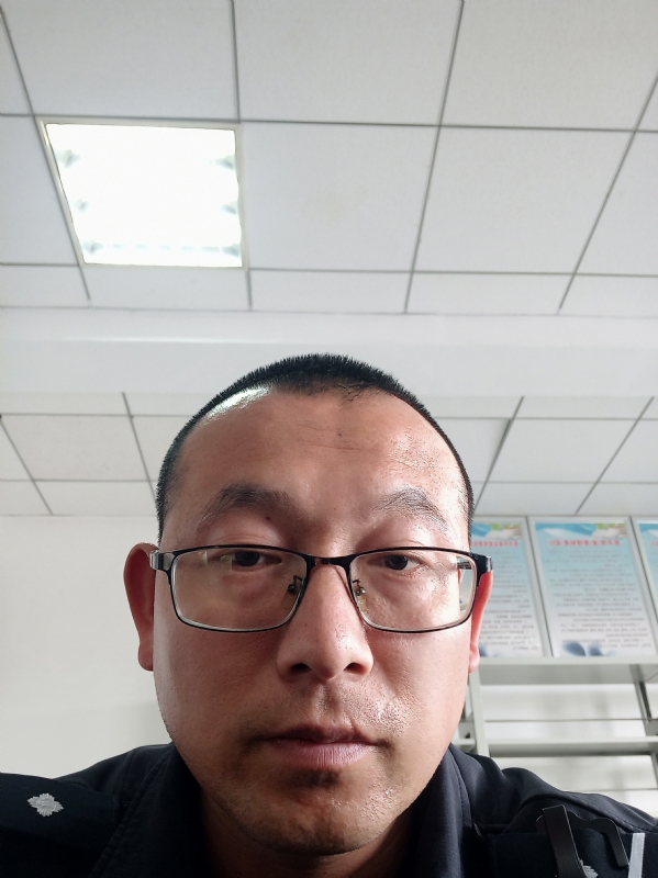 布鲁斯贺的第三张照片--蓝颜知己交友网