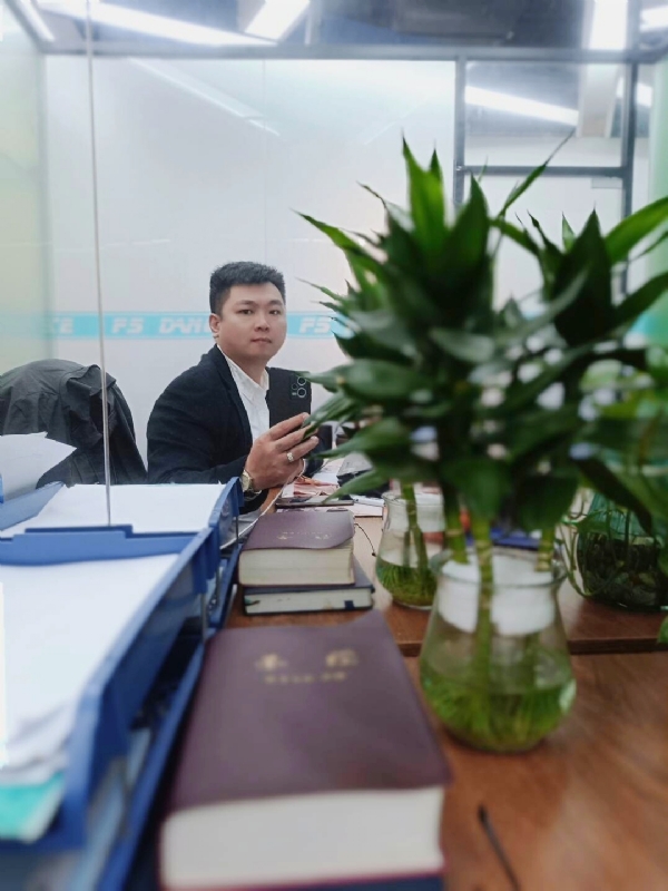 杨某人的第一张照片--蓝颜知己交友网