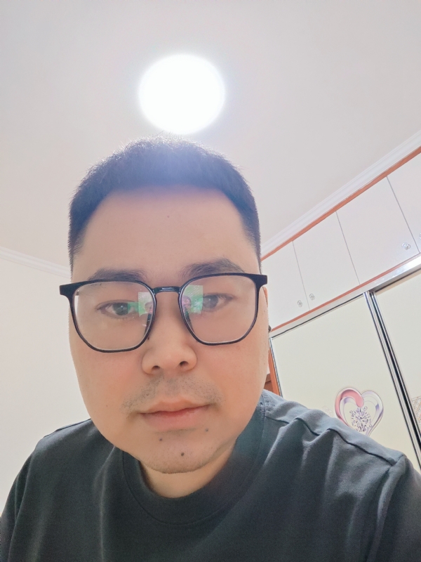 路飞的第一张照片--蓝颜知己交友网