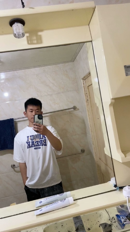 哈哈的第二张照片--蓝颜知己交友网