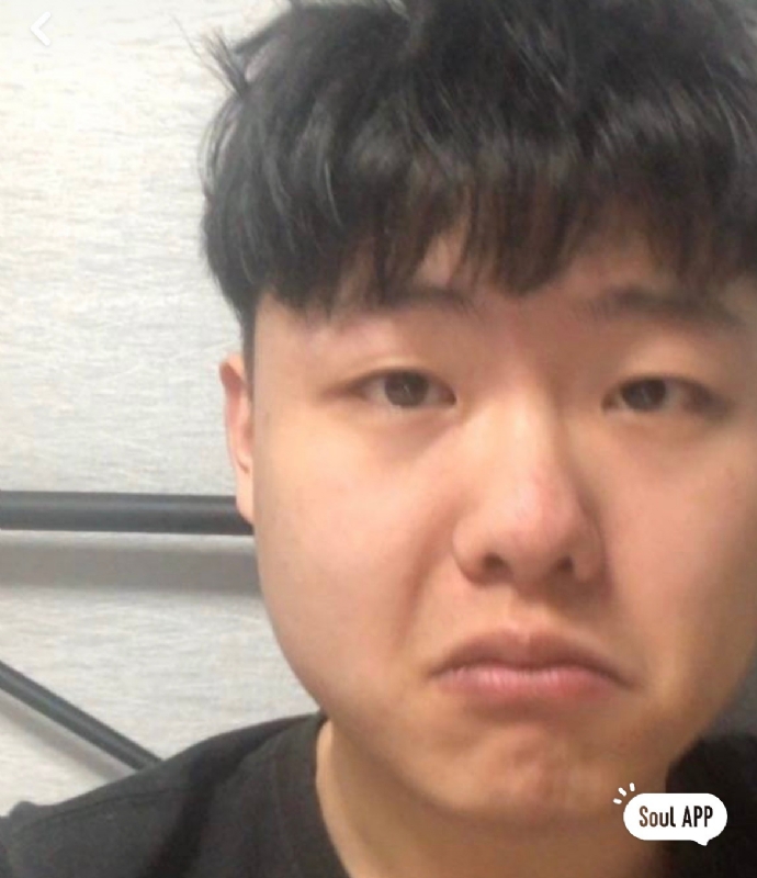 方方正正的第一张照片--蓝颜知己交友网