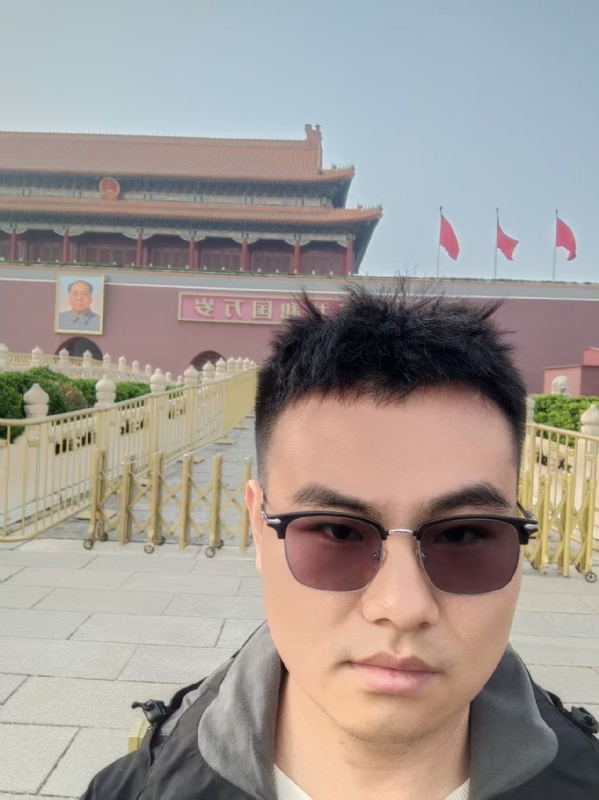 喧嚣的风的第一张照片--蓝颜知己交友网