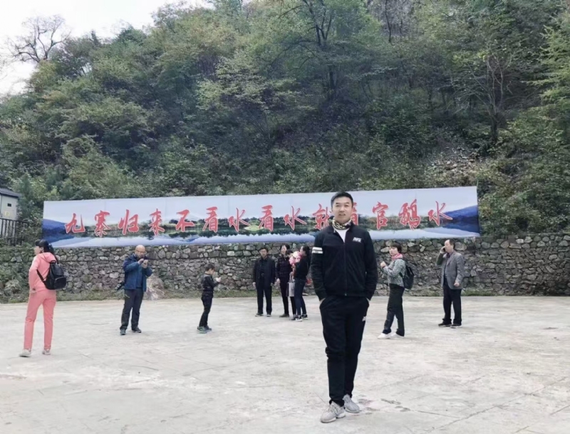 牵手的第一张照片--蓝颜知己交友网