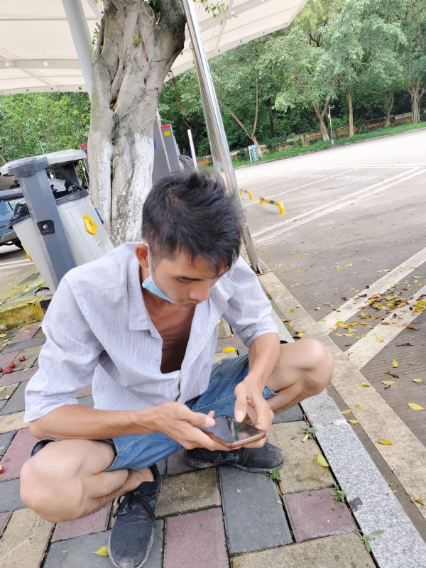 太累了的第一张照片--蓝颜知己交友网