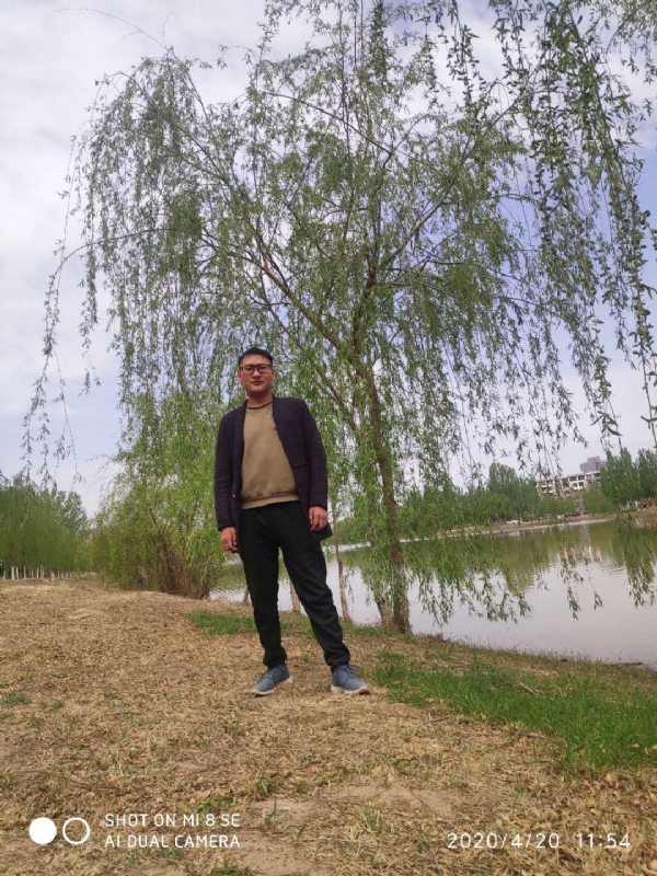 风中的烟头的第一张照片--蓝颜知己交友网