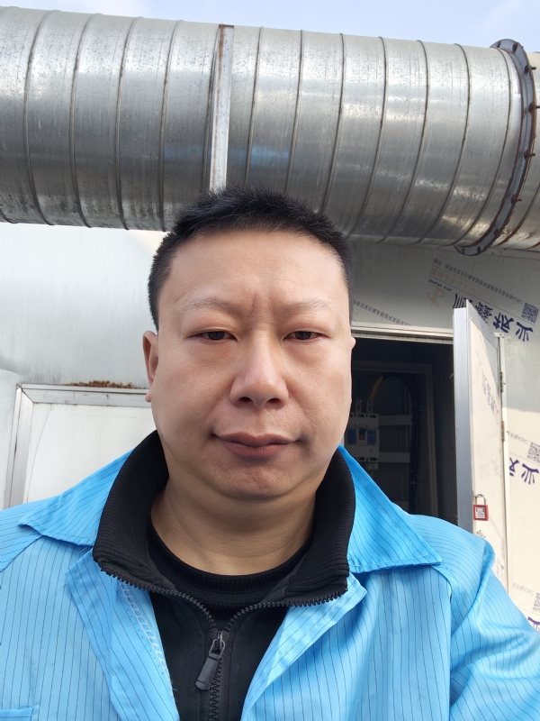 太阳迷眼的第一张照片--蓝颜知己交友网