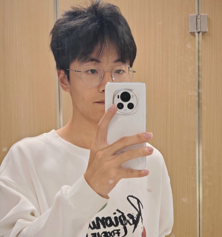 张浩博的第四张照片--蓝颜知己交友网