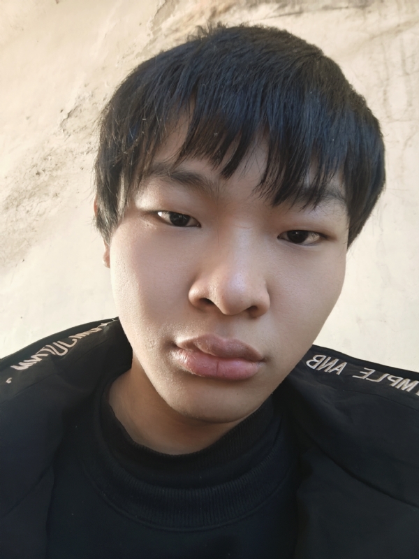 台子的第一张照片--蓝颜知己交友网